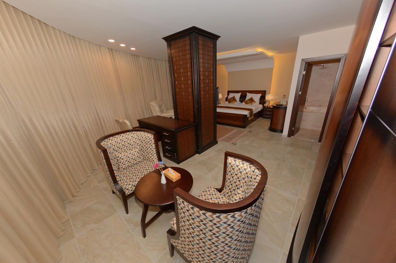 Royal Suites Nablus Exterior foto